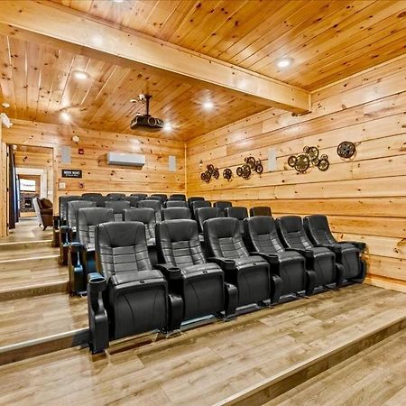 Mansion In The Sky Cabin Гетлинбург Екстериор снимка