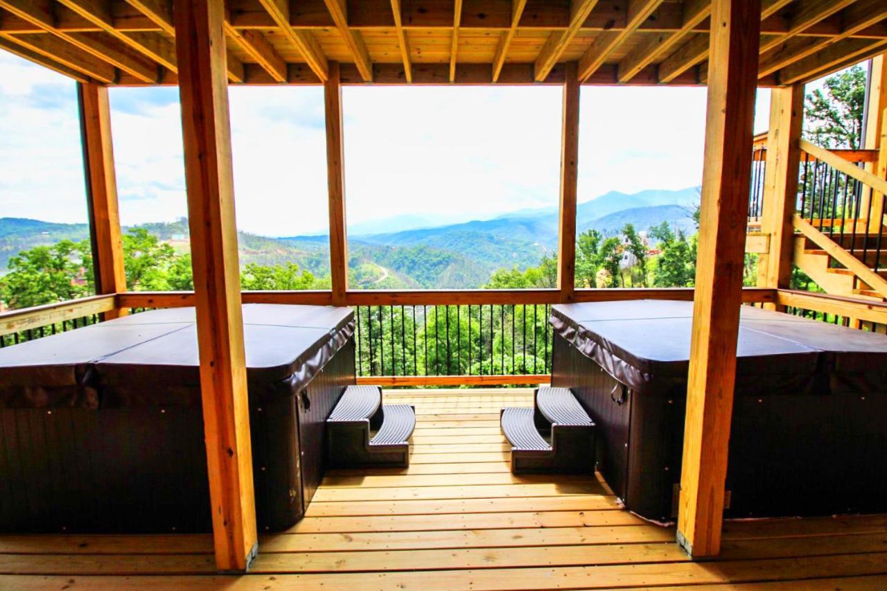 Mansion In The Sky Cabin Гетлинбург Екстериор снимка