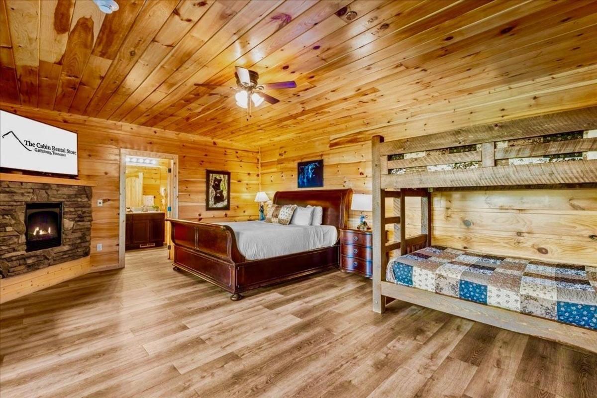 Mansion In The Sky Cabin Гетлинбург Екстериор снимка